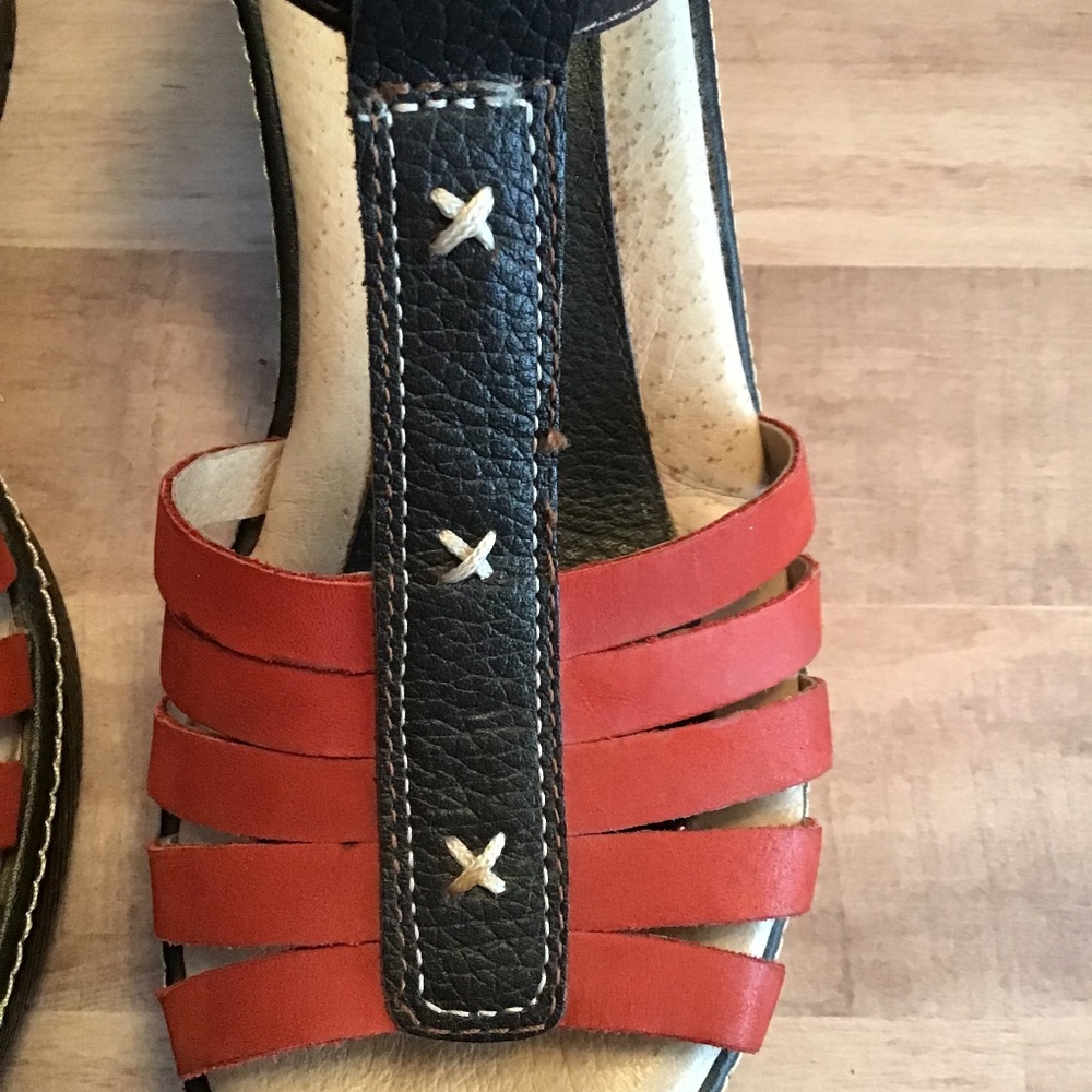 Jambu Dutch Design wedge sandal - Picture 2 of 9
